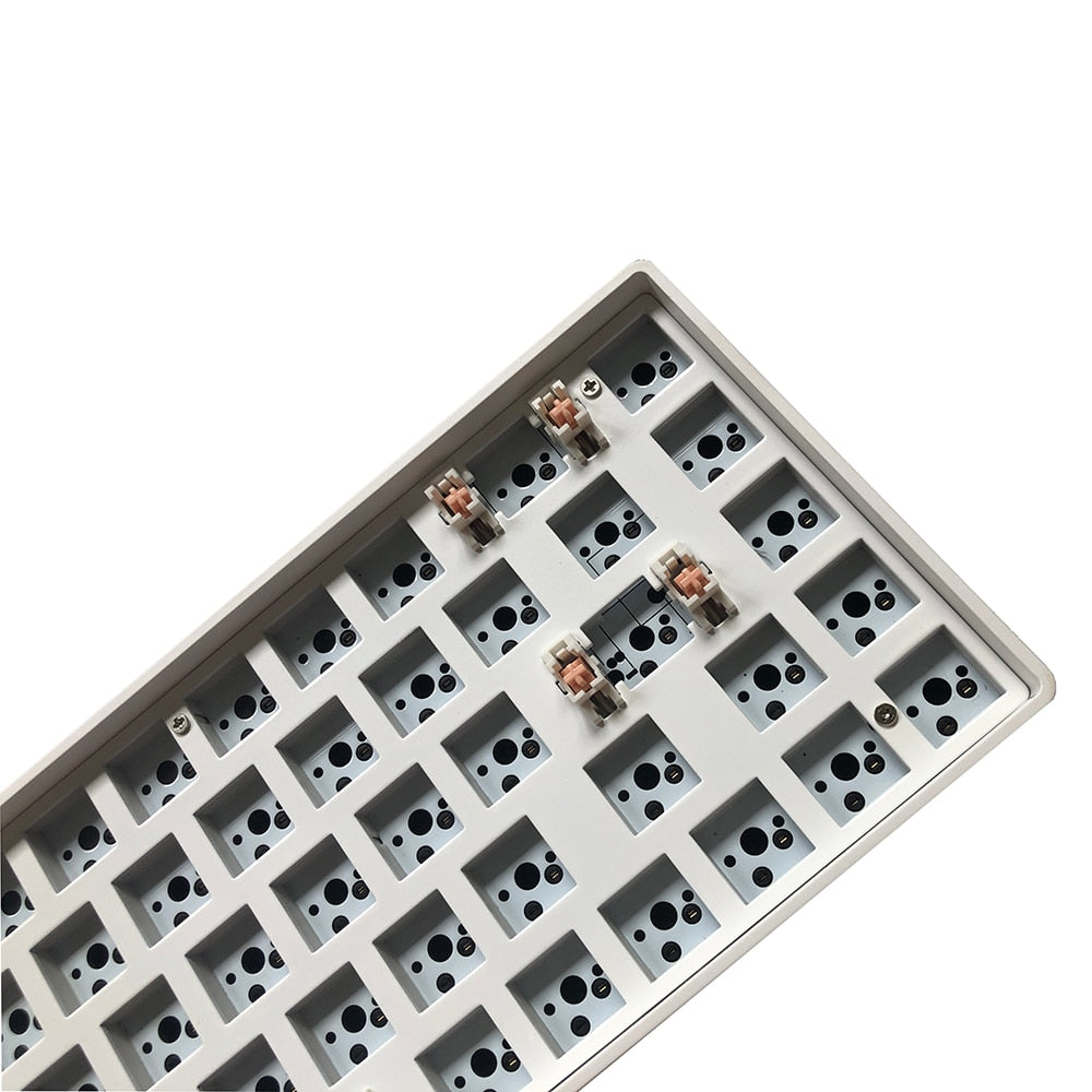 TESTER 68Keys White Wireless
