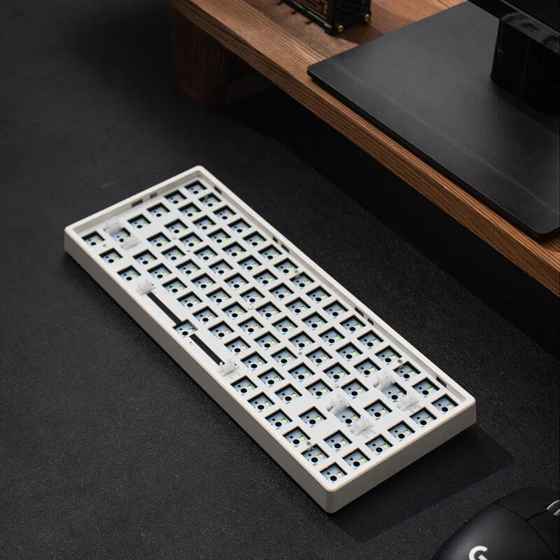 Mintcaps YQ 84 Mechanical Keyboard Kit White Wireless 84-Keys Hot-Swappable White Backlight