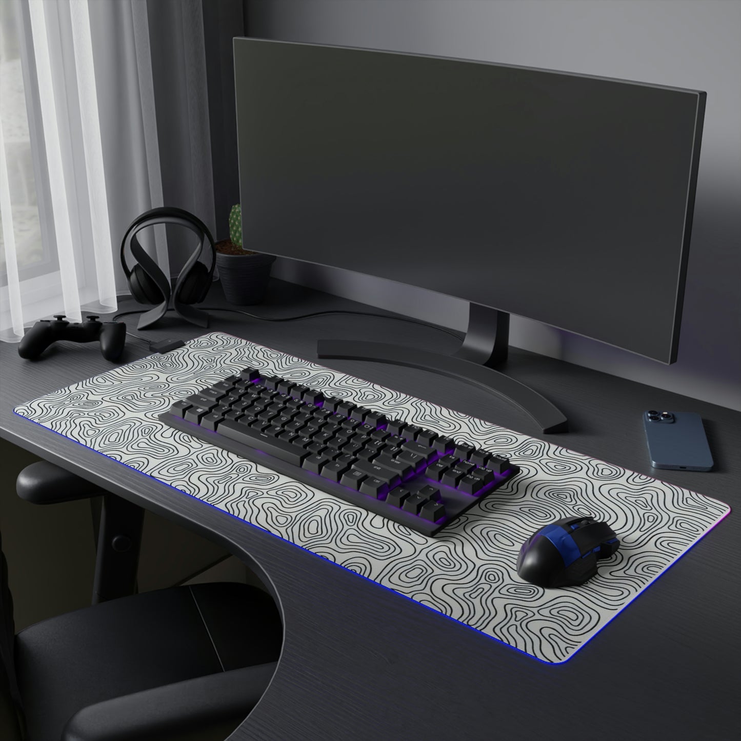 White Topo Gaming Mouse Pad