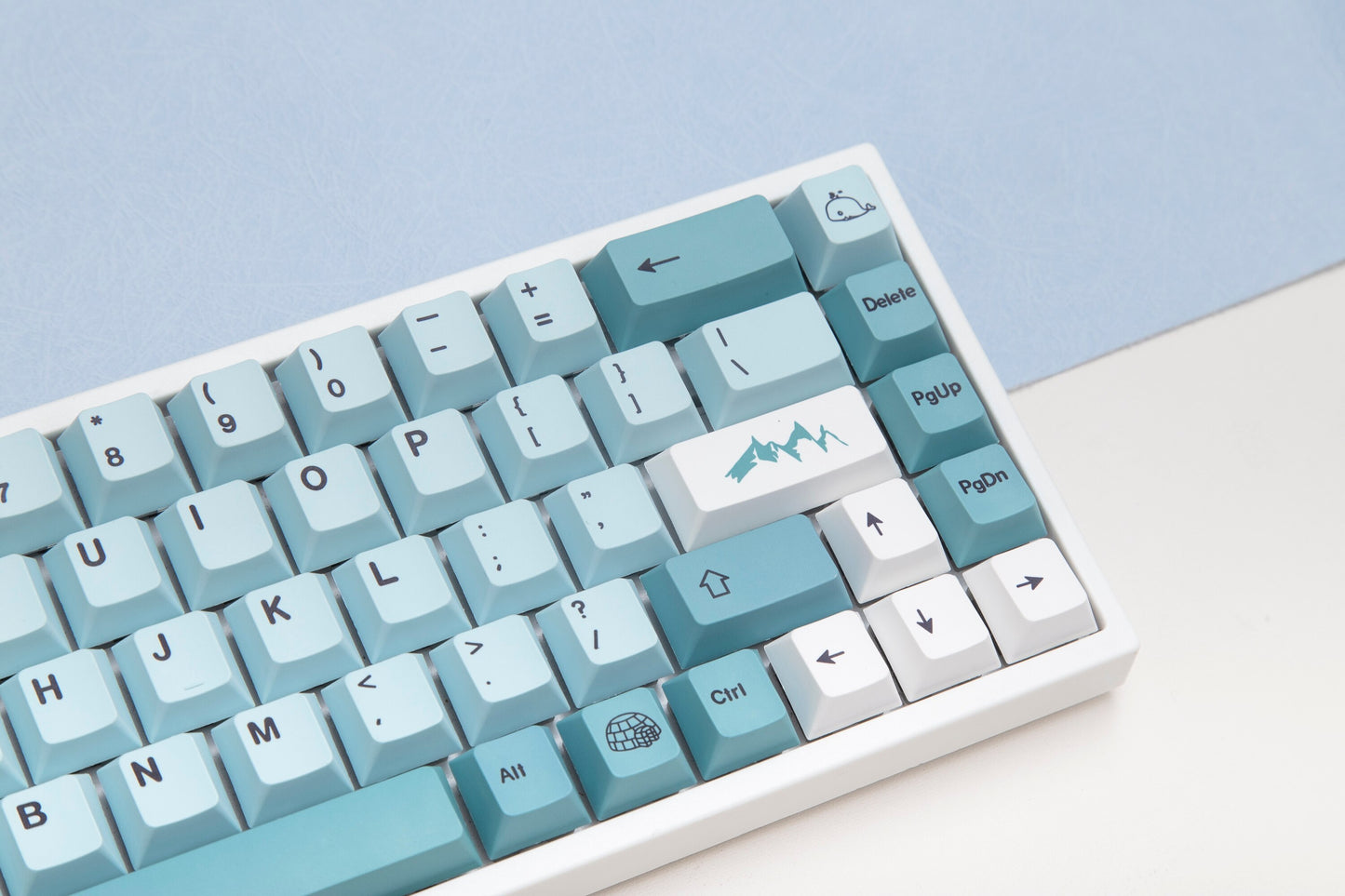 Iceberg Keycaps PBT Cherry Profile