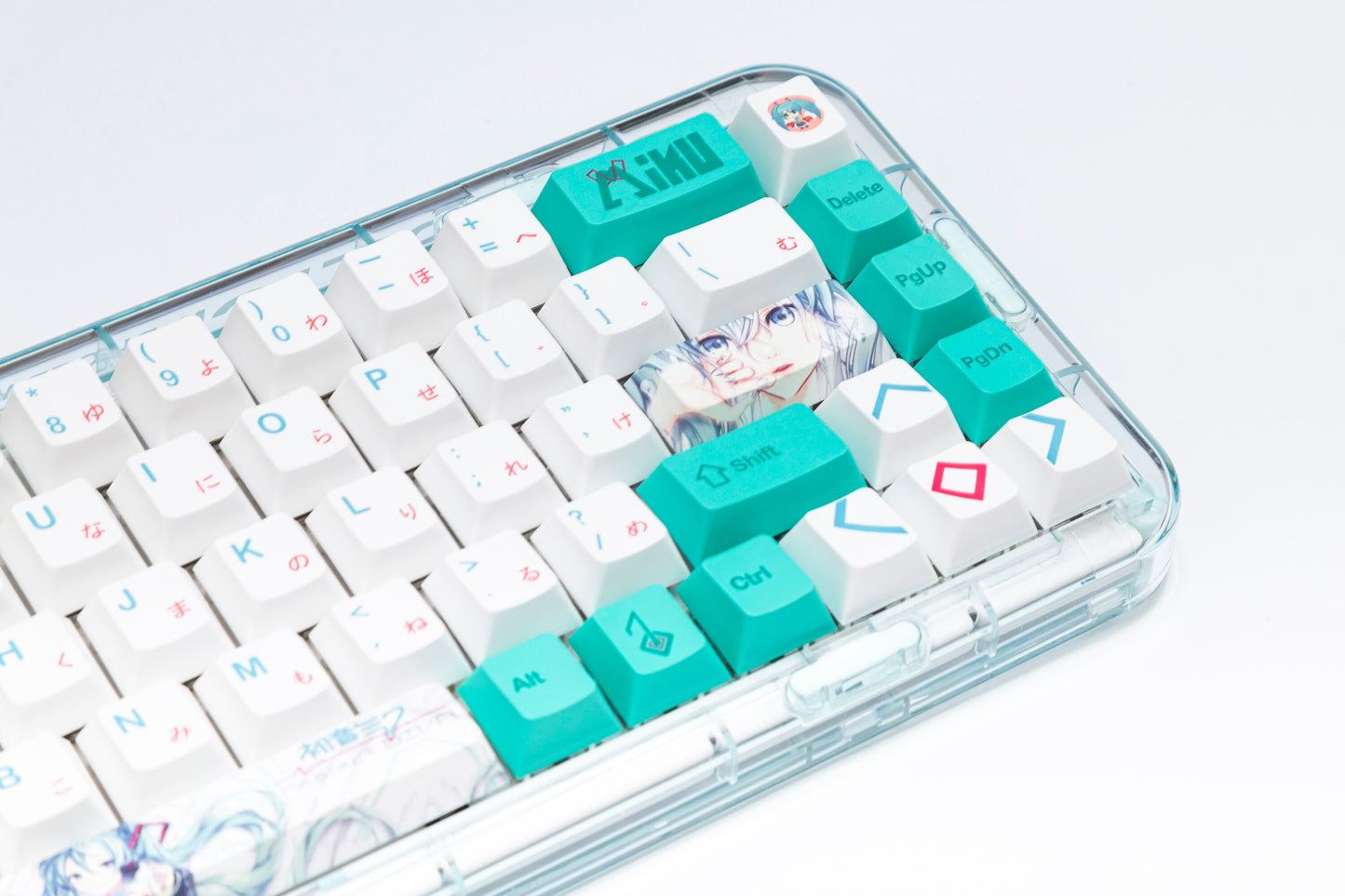 Miku Cherry profile PBT Keycaps