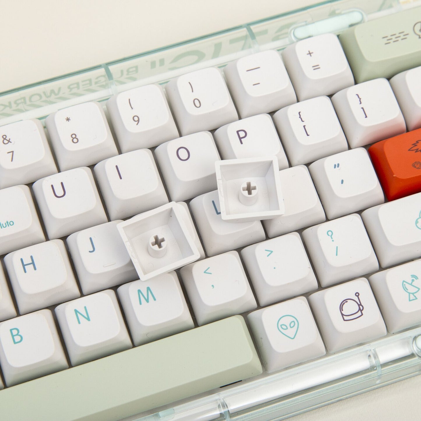 Heavenly body PBT Keycaps XDA Profile