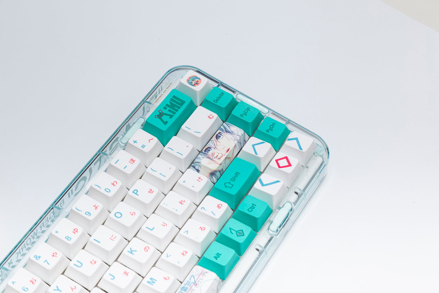 Miku Cherry profile PBT Keycaps