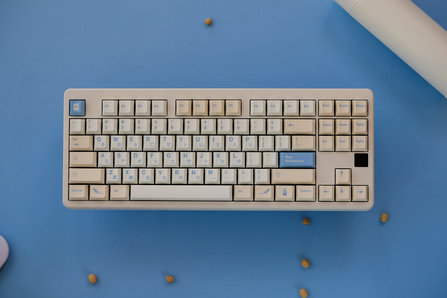 Soy Milk PBT Keycaps Cherry Profile