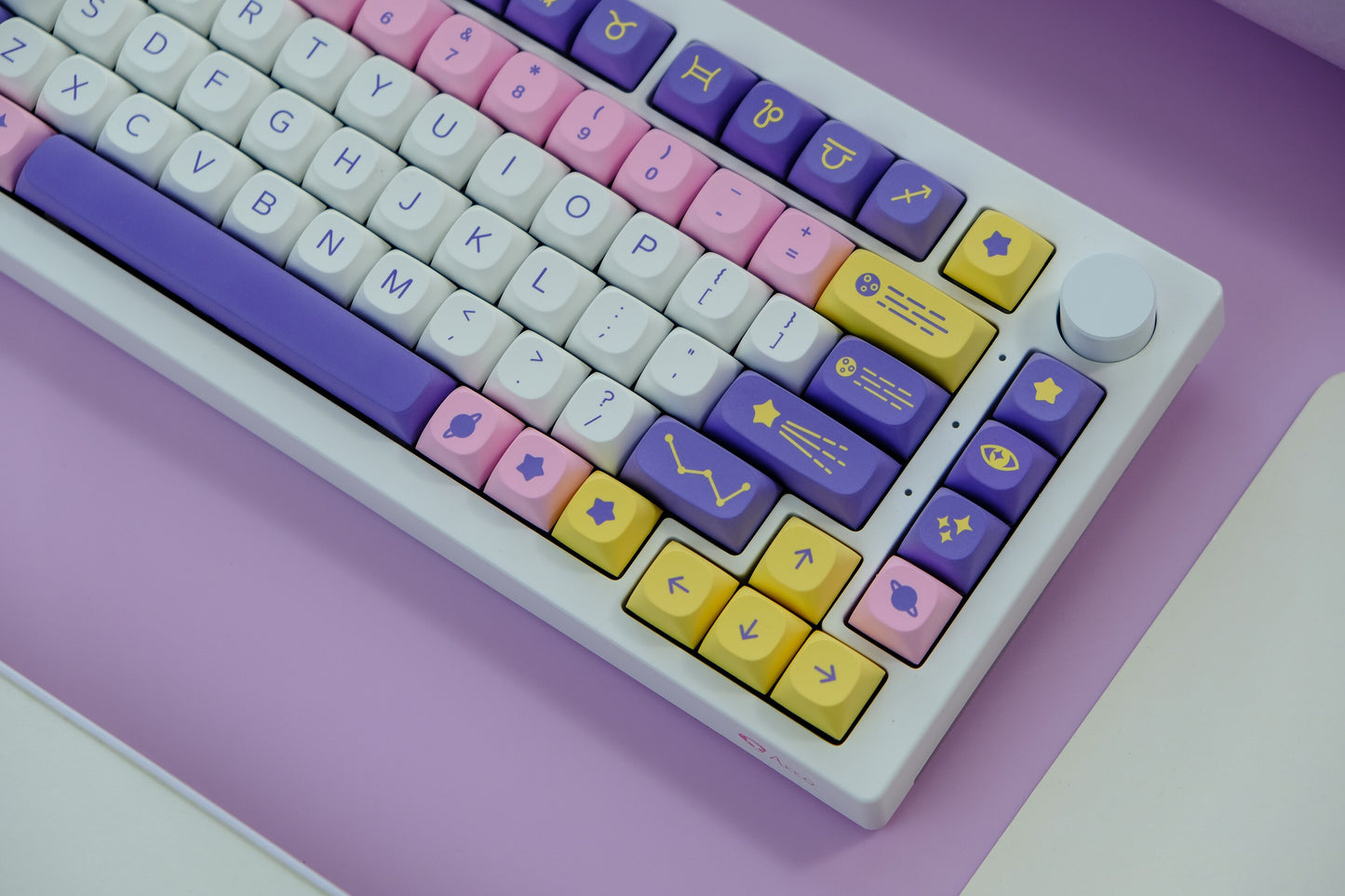 Cake Astrology MA Profile Keycaps